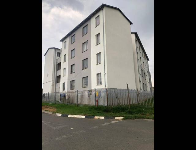 2 BEDROOM APARTMENT FOR SALE IN FLEURHOF